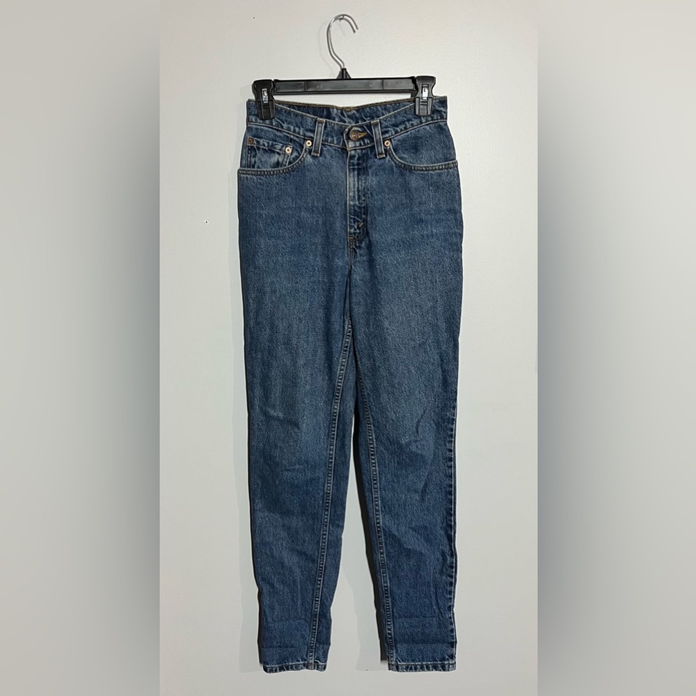 Vintage Levi’s 512 Slim Fit Tapered Leg Size 26